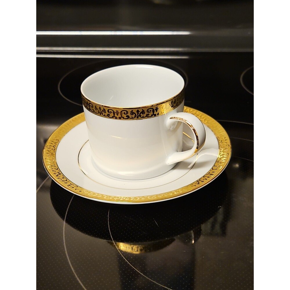 Vintage 1991 Royal Gallery Gold Buffet Cup and Saucer Set EUC
